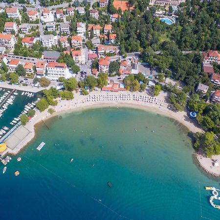 Apartment Mia Crikvenica Bagian luar foto