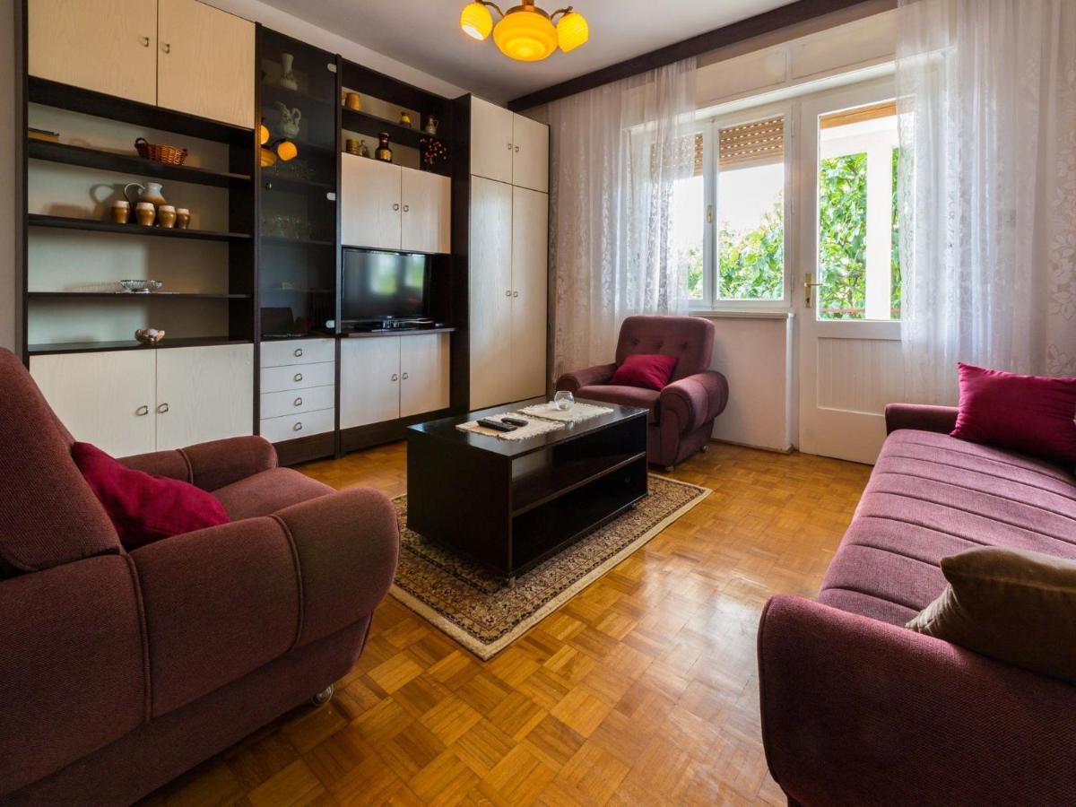 Apartment Mia Crikvenica Bagian luar foto