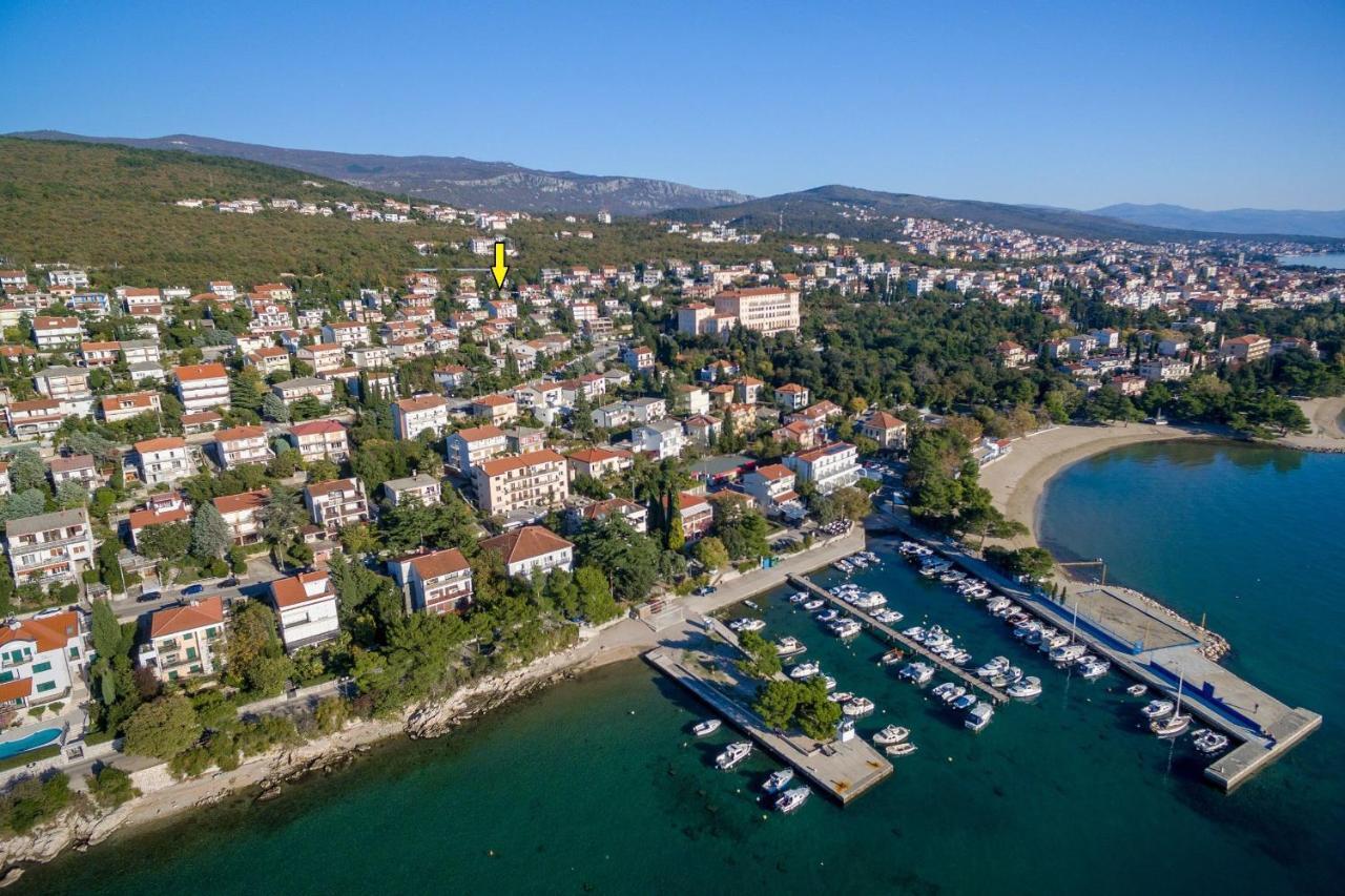 Apartment Mia Crikvenica Bagian luar foto